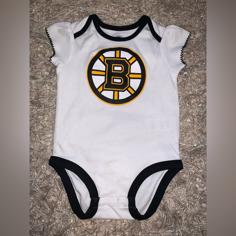 Boston Bruins Baby Onesie 12M NWOT